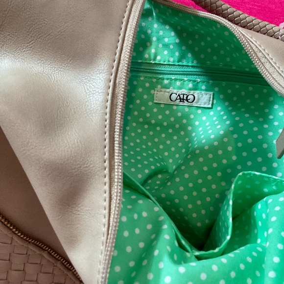 Cato weave bag light brown with gold hardware and tassel NWOT - Picture 9 of 12